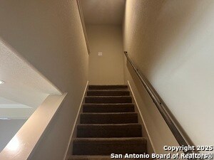 Building Photo - 7034 Lakeview Dr.