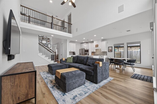 Building Photo - 7214 Darting Plover Wy