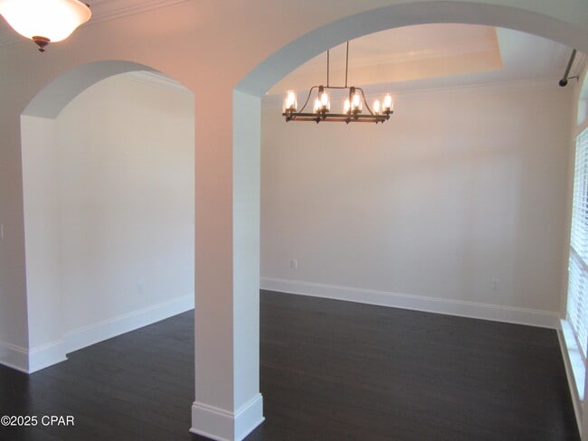 Building Photo - 114 Lake Merial Shores Dr
