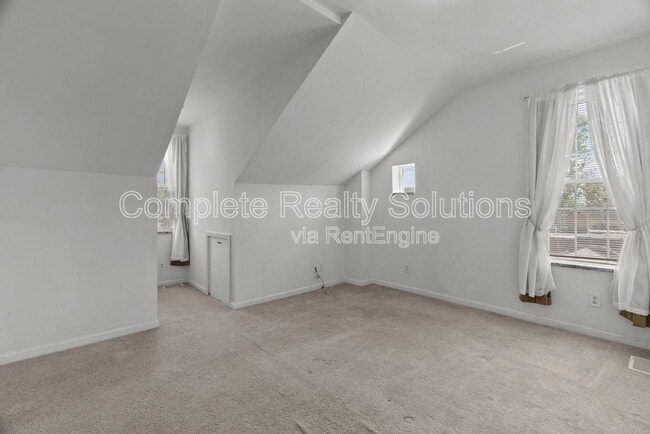 Building Photo - 2720 S Jefferson Ave