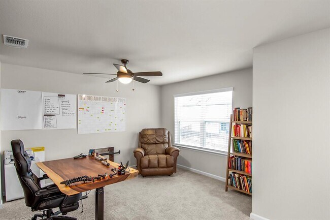 Building Photo - 166 Twistleaf Dr