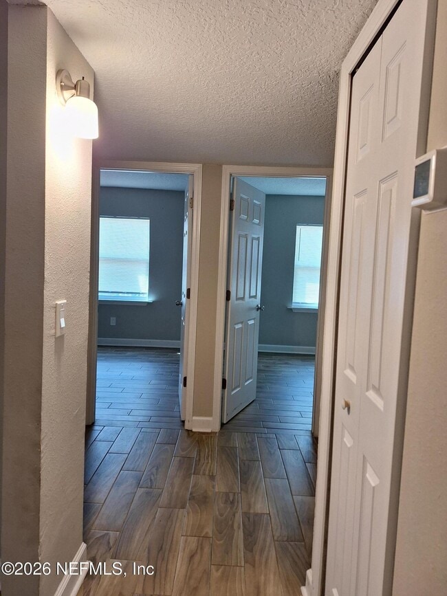 Building Photo - 3459 Excalibur Way E