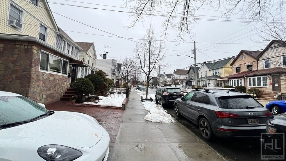 Building Photo - 718 E 39th St