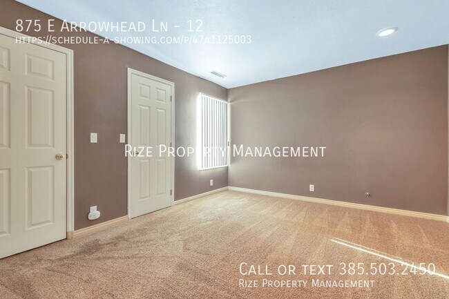 Building Photo - 875 E Arrowhead Ln