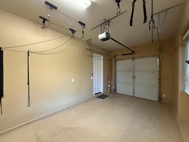 Building Photo - 21807 N 37th St