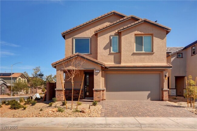 Primary Photo - 882 Sycamore Falls St