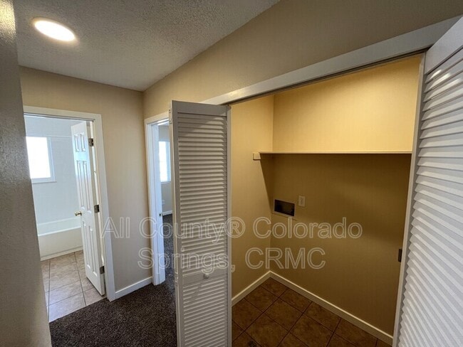 Building Photo - 3074 Starlight Cir