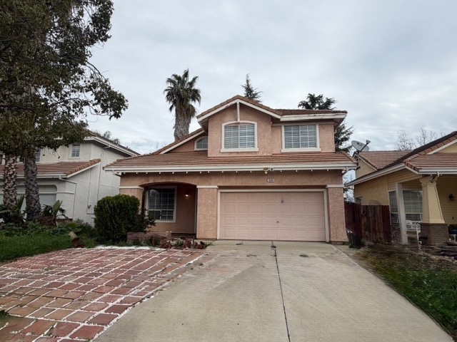 Building Photo - Tracy 3 Bedroom 2.5 Bathroom Home