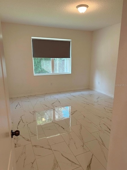 Building Photo - 8247 Bayliss Ct