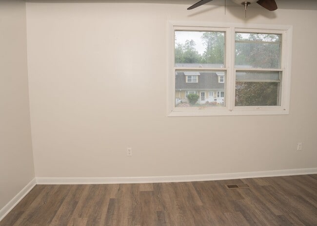 Building Photo - 534 Mountain View Rd