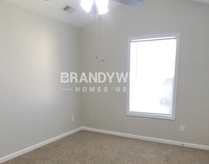 Building Photo - 1026 Miss Amber Way