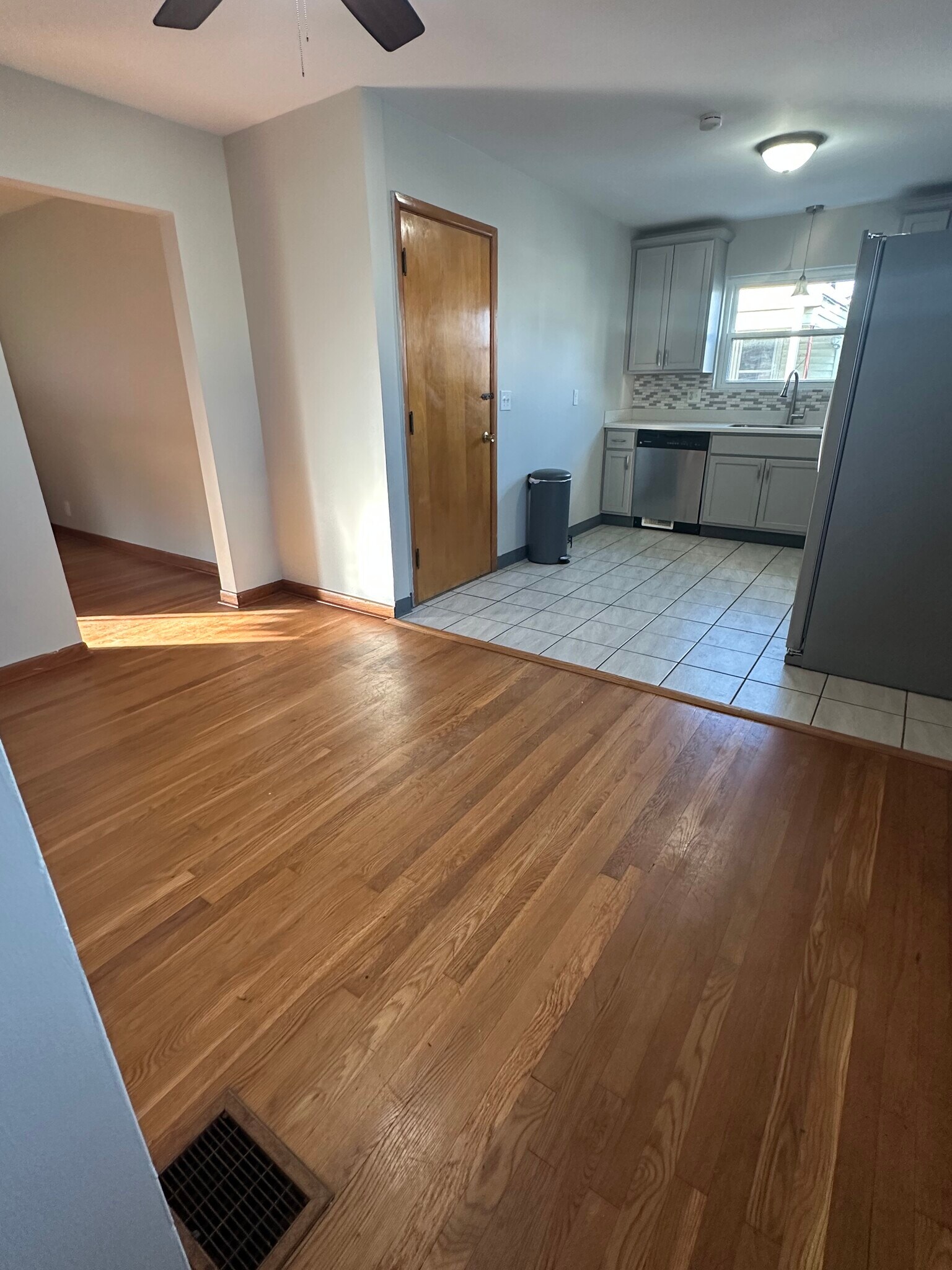 Dining room - 884 Kingston Dr