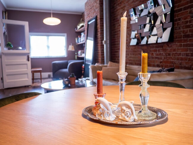 Building Photo - 276 46th St