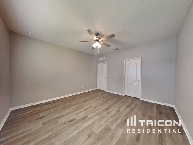 Building Photo - 523 Falcon Ridge Rd
