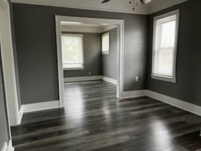 Building Photo - 9264 Ward Ave