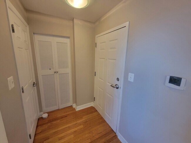 Building Photo - 1308 Clifton St NW