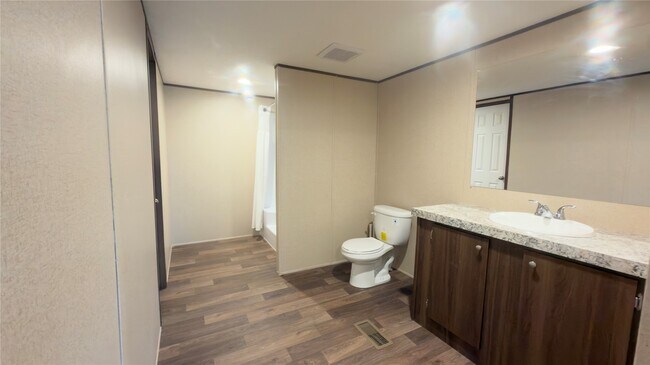 Building Photo - 7173 Rd 5878