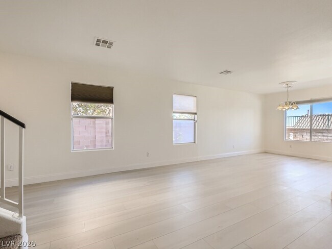 Building Photo - 1220 Swanbrooke Dr