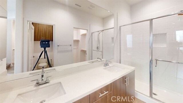 Building Photo - 707 S Mosaic St