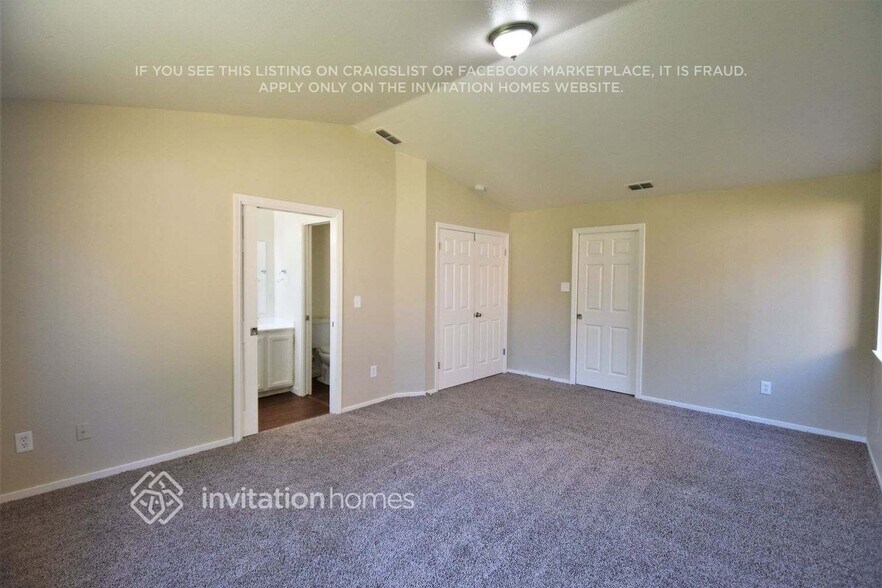 Building Photo - 8600 Luciano Ct