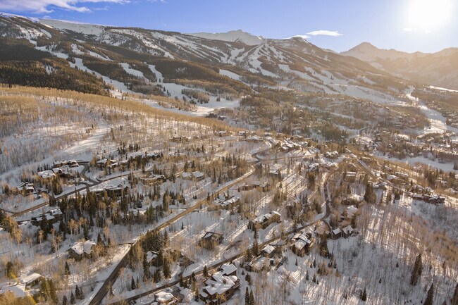 Building Photo - 34 Stellar Ln