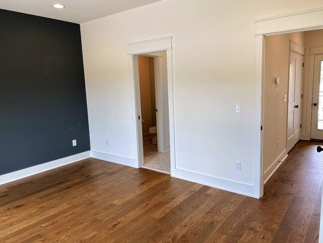 Building Photo - 152 Allison Way