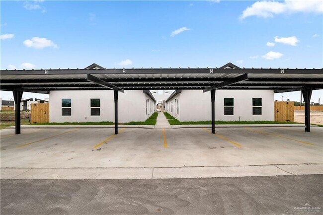 Building Photo - 11502 N 24th Ln