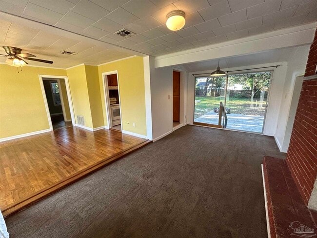 Building Photo - 517 Lakewood Rd