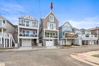 Building Photo - 28 Beach St