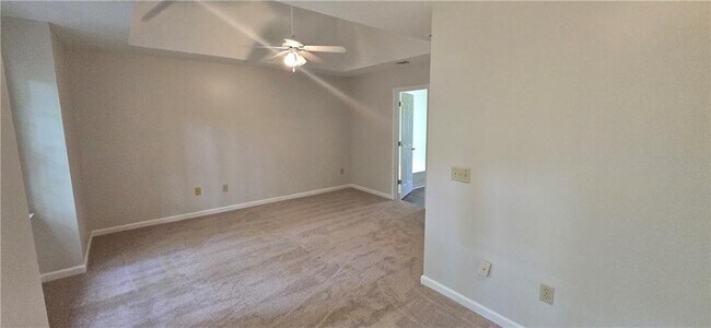 Building Photo - 5084 Apple Orchard Ln