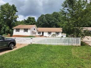 Building Photo - 5143 Ponderosa Farm Rd