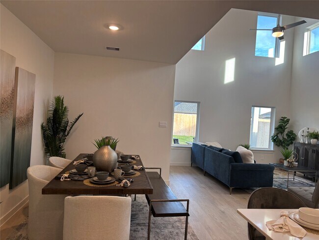 Building Photo - 4315 Windsor Frst Ct