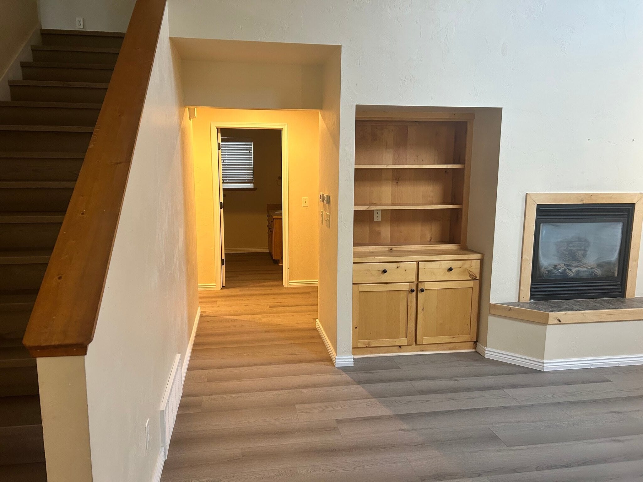 Building Photo - 123 Aspen Grv Ct