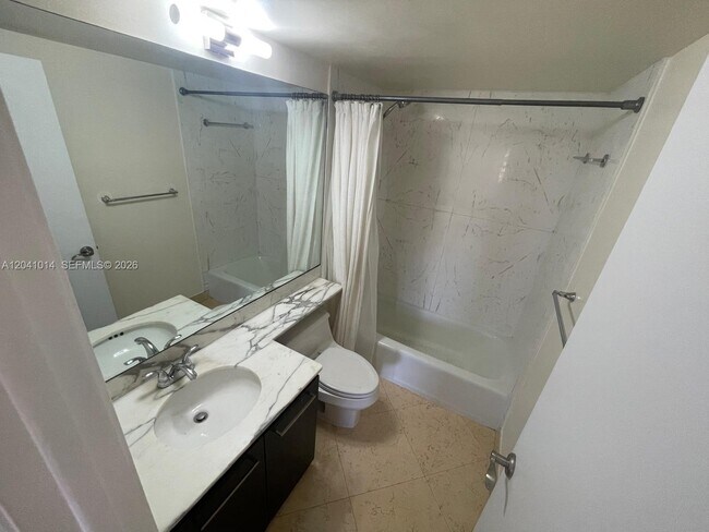 Building Photo - 155 Ocean Ln Dr