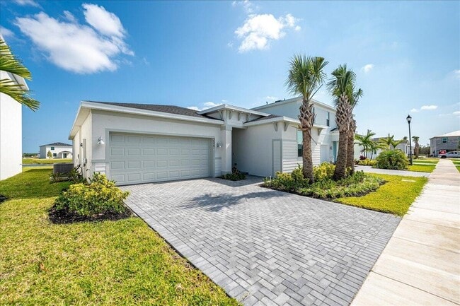 Building Photo - 3527 Angler Dr