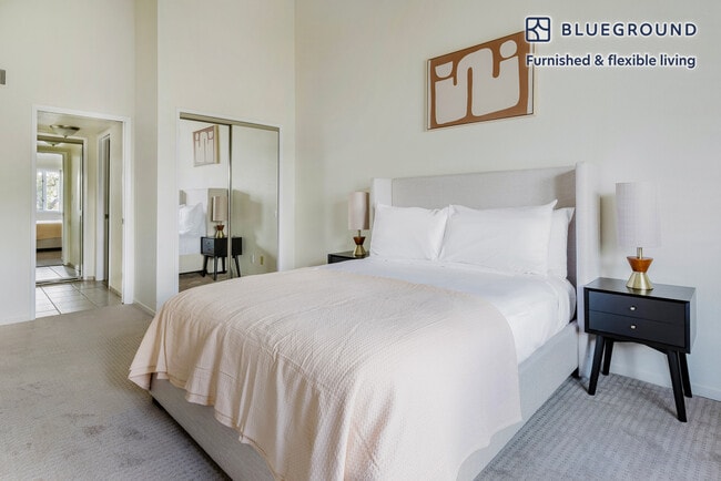 Building Photo - 345 Sheridan Ave