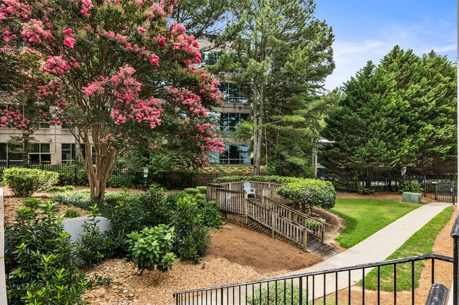 Building Photo - 210 Granville Ct