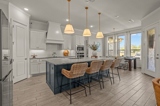 Building Photo - 381 Oak Mdw Ln