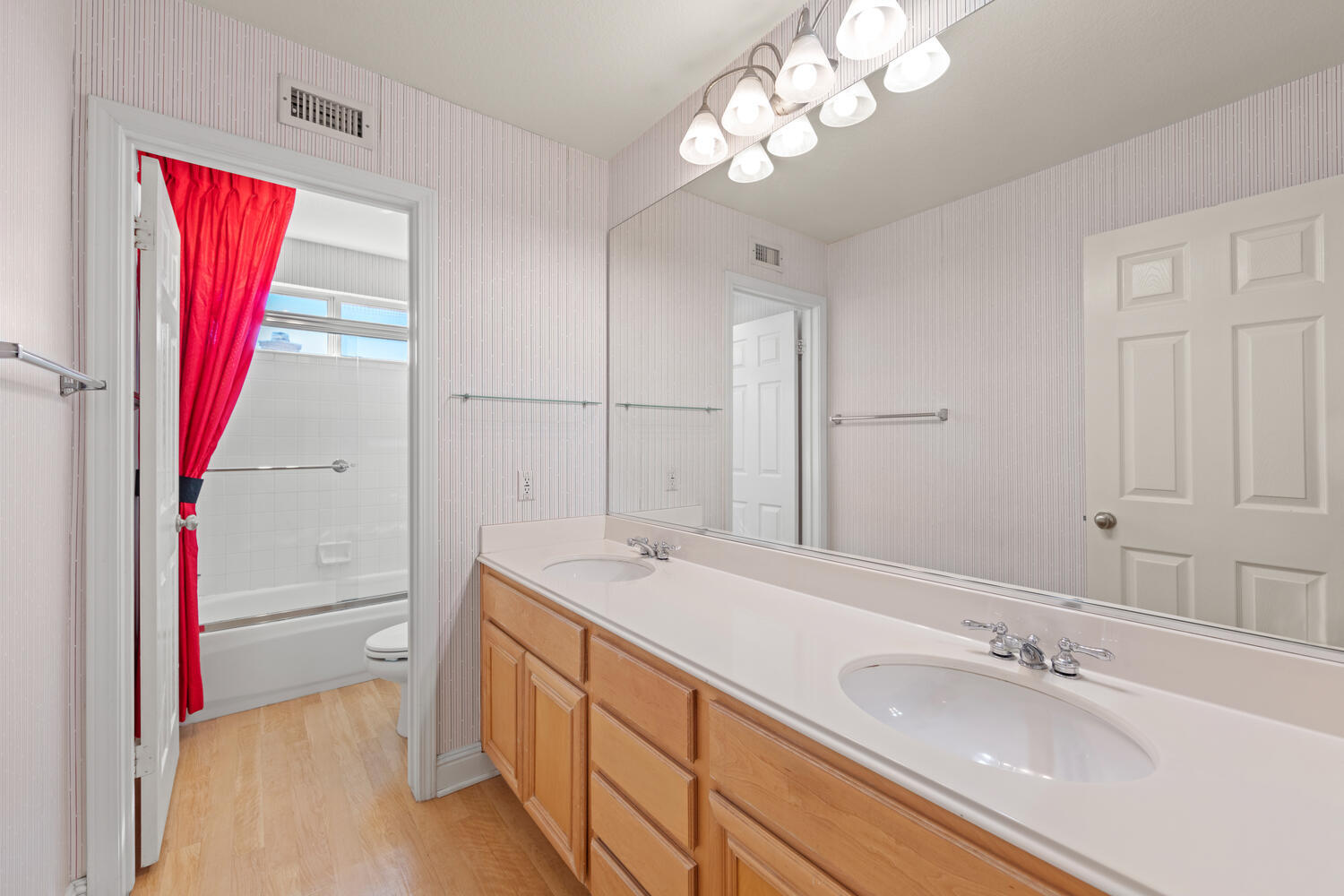 Upstairs bathroom - 7224 Imbach Place