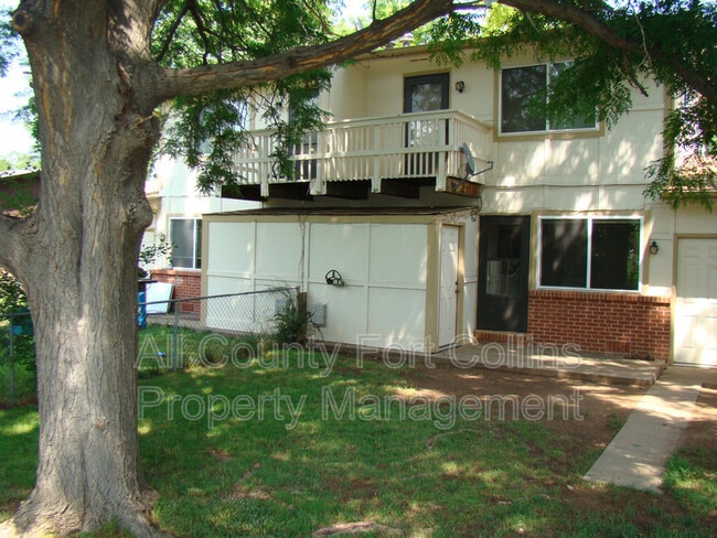 Building Photo - 1625 Larch St