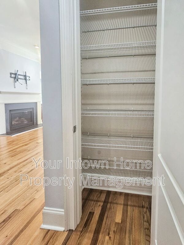 Building Photo - 2380 Crescent Park Ct