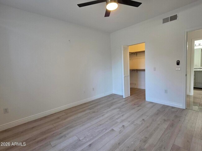 Building Photo - 20100 N 78th Pl