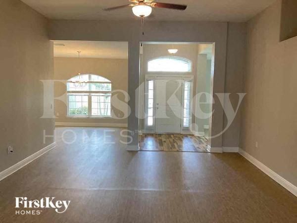 Building Photo - 2602 Beeville Ave