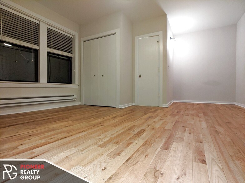 Building Photo - 2424 N Kedzie Blvd