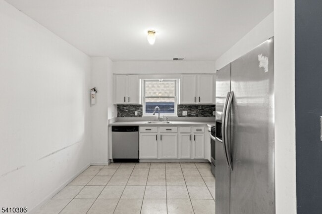 Building Photo - 457 Irvine Turner Blvd