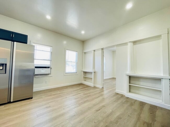 Building Photo - 3990 4th St