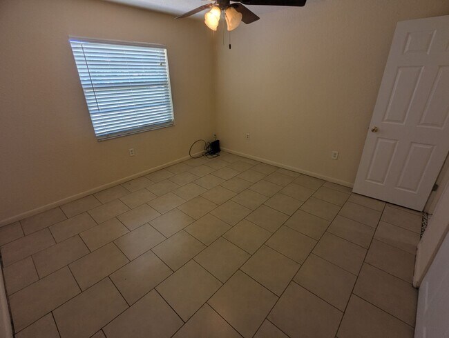 Building Photo - 824 N St Clair Abrams Ave