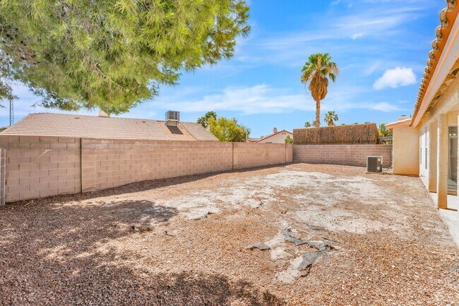 Building Photo - Comfort, Style & Single-Story Living in a Prime North Las Vegas Location!