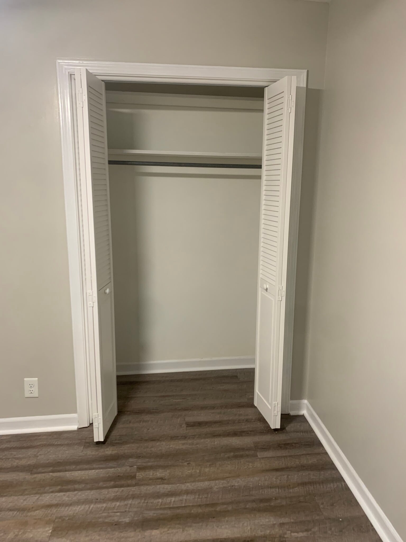 Bedroom #2 closet - 1010 Country Club Rd