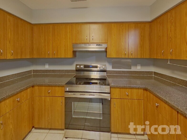 Building Photo - 2008 59th Cir S